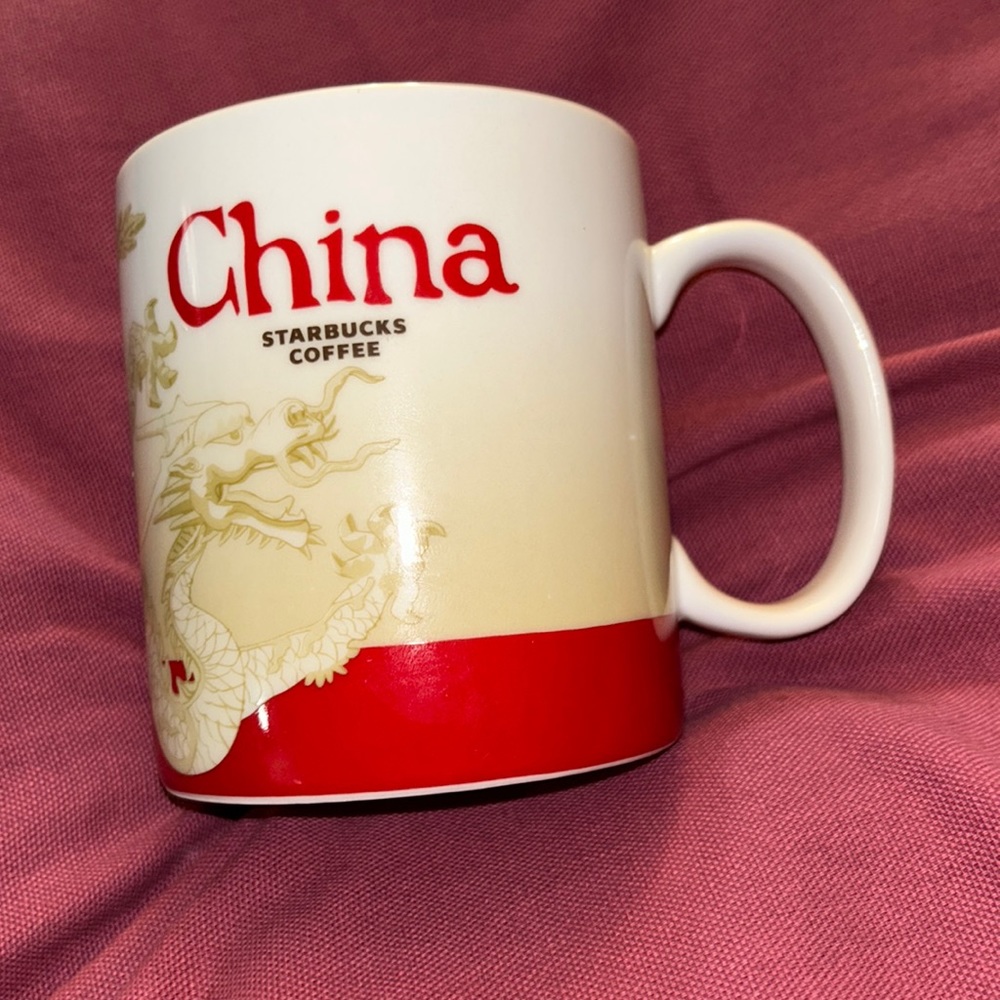 Starbucks Around The World Coffee Mug China 16 oz. no flaws